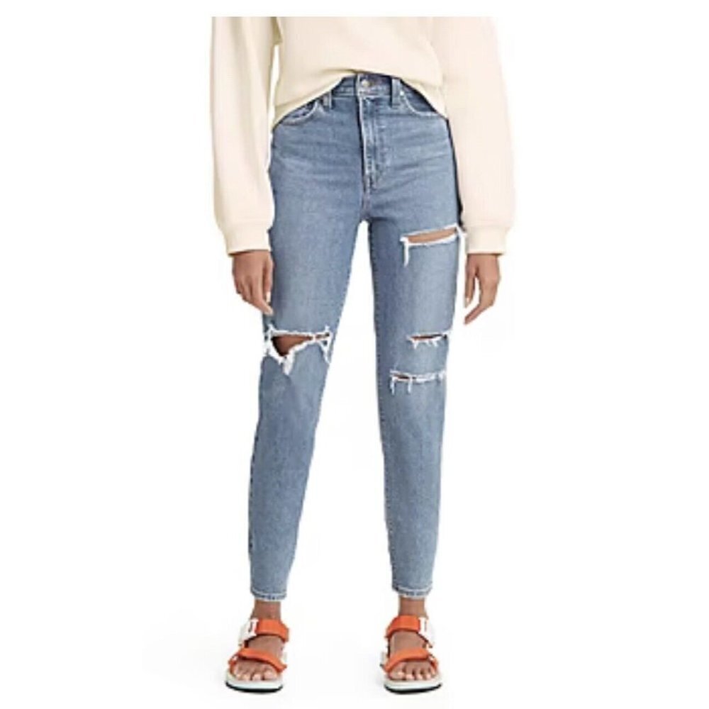 LEVI’S High Waisted Mom Jeans Distressed New NWTS 25”x 29” Women’s Medium Blue E
